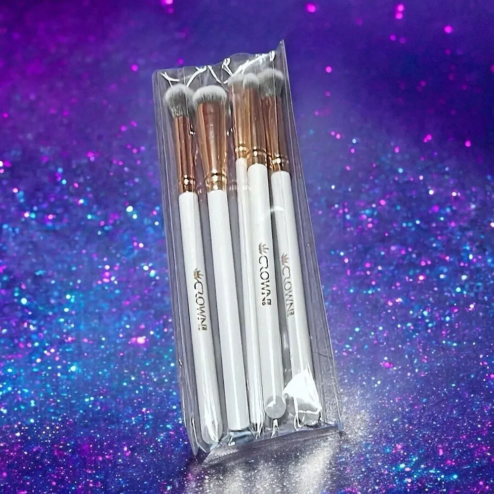 Crown Brush All Eyes On You 5 Piece Vegan Eyeshadow Brush Set $34 New In Box